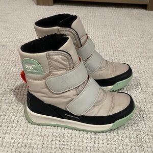 Sorel Kids Boots - Cream and Black